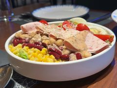 主厨推荐沙拉-Ambra Haus琥珀屋精酿餐厅(宝山店)