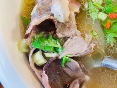 牛肉原汤-曾牛肉