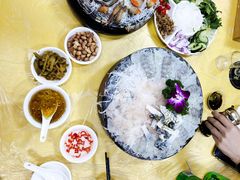 -官塘陈记鱼生·潮汕砂锅粥·牛肉火锅(潮枫路总店)