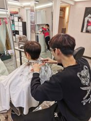 点击看大图 -审美HAIR SALON