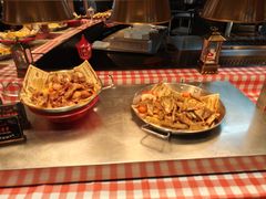 -四海一家自助餐(益田假日广场店)