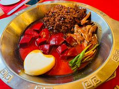 -山城年华老火锅(玉林店)