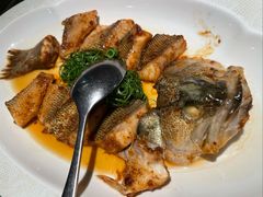 招牌头抽酱蒸鲈鱼-晓粤·惹味粤菜(凯德乐峰广场店)