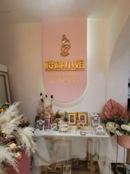 -花系美·美甲美睫精品店