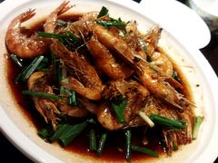 油爆基围虾-老头儿油爆虾·知味杭州(爱琴海购物中心)
