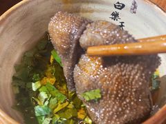 -白乐天毛肚火锅馆(解放碑店)