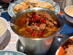 吊桶水煮牛肉饭-伯友茶记(中华广场店)