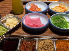 -明洞阿姨·韩式酱蟹烤肉·创意料理(三元桥店)