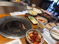 -草家酱蟹炭火烤肉店(珲春南路一店)