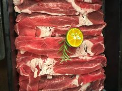 -花菇朵·云山雀 ll 野生菌锅·野果酸汤·精品滇菜(万柳店)