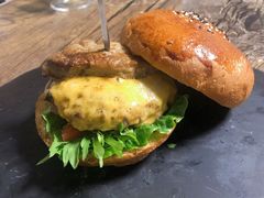 -HIGH FIVE哈福手工汉堡(桂林路店)