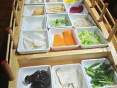 -香麒园·过桥米线·南湖雅宴