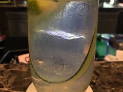 金汤力-星河吉酒店-BOND大堂吧·咖啡·简餐