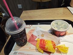-肯德基(虹桥机场T2北指廊精选外卖点店)