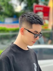 -尤司男士国潮理发馆