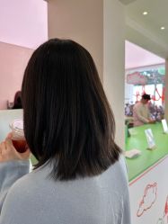-SALON DE VANHADA