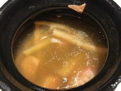 -鄱阳湖·江西小炒·瓦罐煨汤(五道口店)