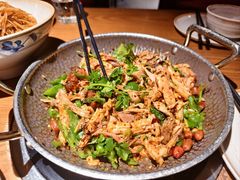 -吃饭皇帝大土家民族菜(荟聚店)