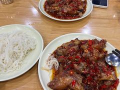 中辣辛辣猪蹄-贤花饭店(城阳店)