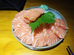 法罗三文鱼背刺身半斤(厚切)-东岸料理·寿司·刺身