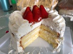 -红宝石·鲜奶小方·海派西点房(南丹店)