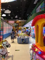 -玩塾品格乐园(宇宙太空龙旗店)