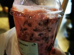 车厘酸奶波波冰-喜茶(北京三里屯太古里店)