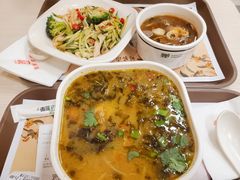 金汤酸菜肥肠米线-魏家凉皮(翟营南大街店)