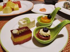 -松咖啡自助餐厅·松北香格里拉
