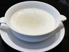 官燕双皮奶-广州文华东方酒店·江-由辉师傅主理