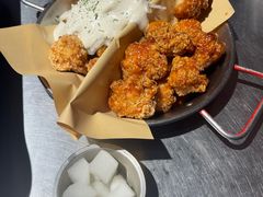 炸鸡一半一半-富乐满韩国正宗炸鸡韩国料理(虹泉路店)