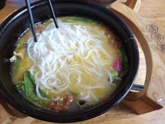 -桥香园过桥米线(国贸店)