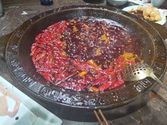 -红九格老火锅(三峡广场店)