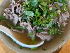 -大众跷脚牛肉馆·非遗传承单位(峨眉山店)