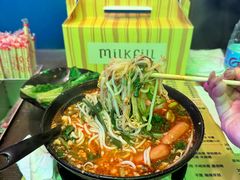 -星林居酸辣米线餐厅