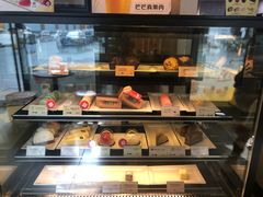 面包甜点陈列柜-麦当劳(新洲南路店)