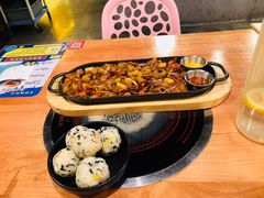 -肥肥虾庄·金牌油焖大虾(杨园滨江时代walk店)