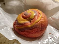 -烫面包·面包烘焙(绿地缤纷城店)