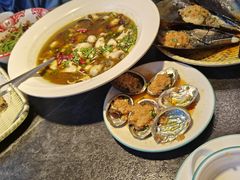 -南海底小海鲜·湘菜(鲁巷吴家湾店)
