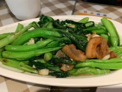 -新大咀港式茶餐厅(宝山万达店)
