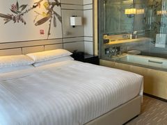 -上海宝华万豪酒店