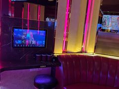 -温莎KTV(珠江路店)