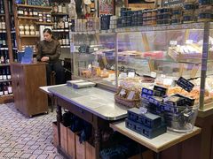 -Le Comptoir de la Gastronomie