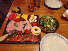 -FAT COW(虹梅路店)