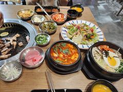 -香猪坊韩国烤肉专属门店(魏公村店)