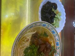 -金杨拉面王小吃面馆·牛三宝面·红烧牛肉粉