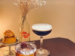 -Café Monson