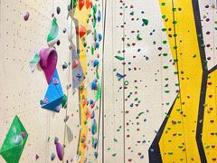 -问山MountQuest攀岩馆