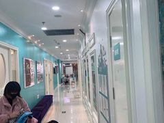 -Isee灰姑娘(龙湖狮山天街店)