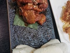 -河畔春天时尚餐厅